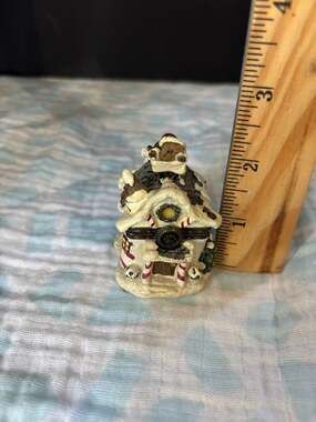 Boyds Bears Treasure Box Kringle's Sweet Retreat with S.C. McNibble Hinged Figur